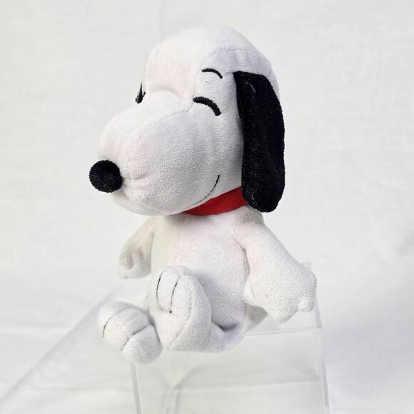 Snoopy Plush 8" Peanuts Character Red Collar Toy - Picture 2 of 3